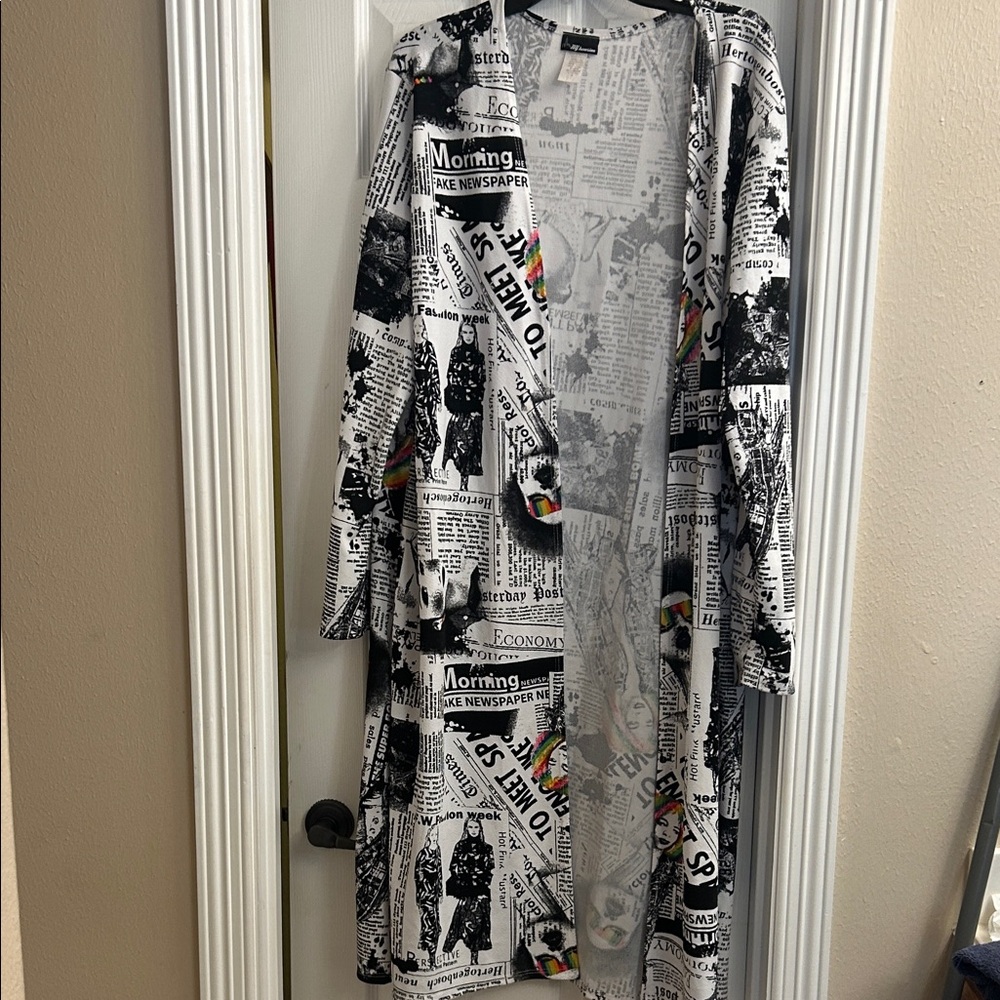 Newspaper Print Long Cardigan